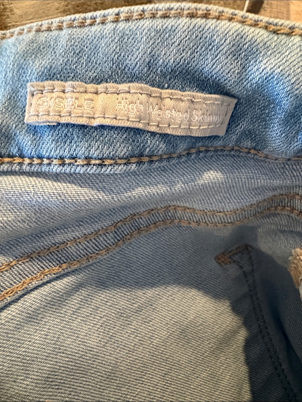 Dear John Light Wash Distressed Women’s Cropped Jeans - Picture 10 of 10